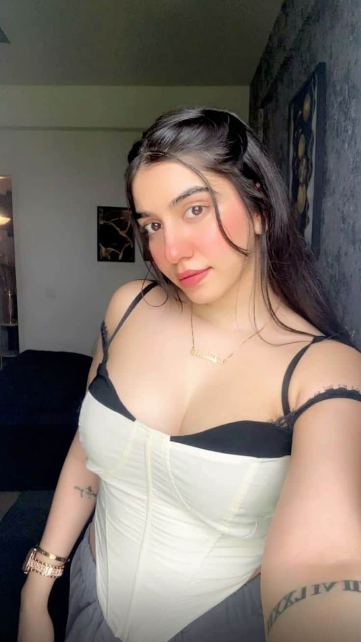 young escorts in rawalpindi – sensual GFE experience with full romance – photo 9 (image 10)