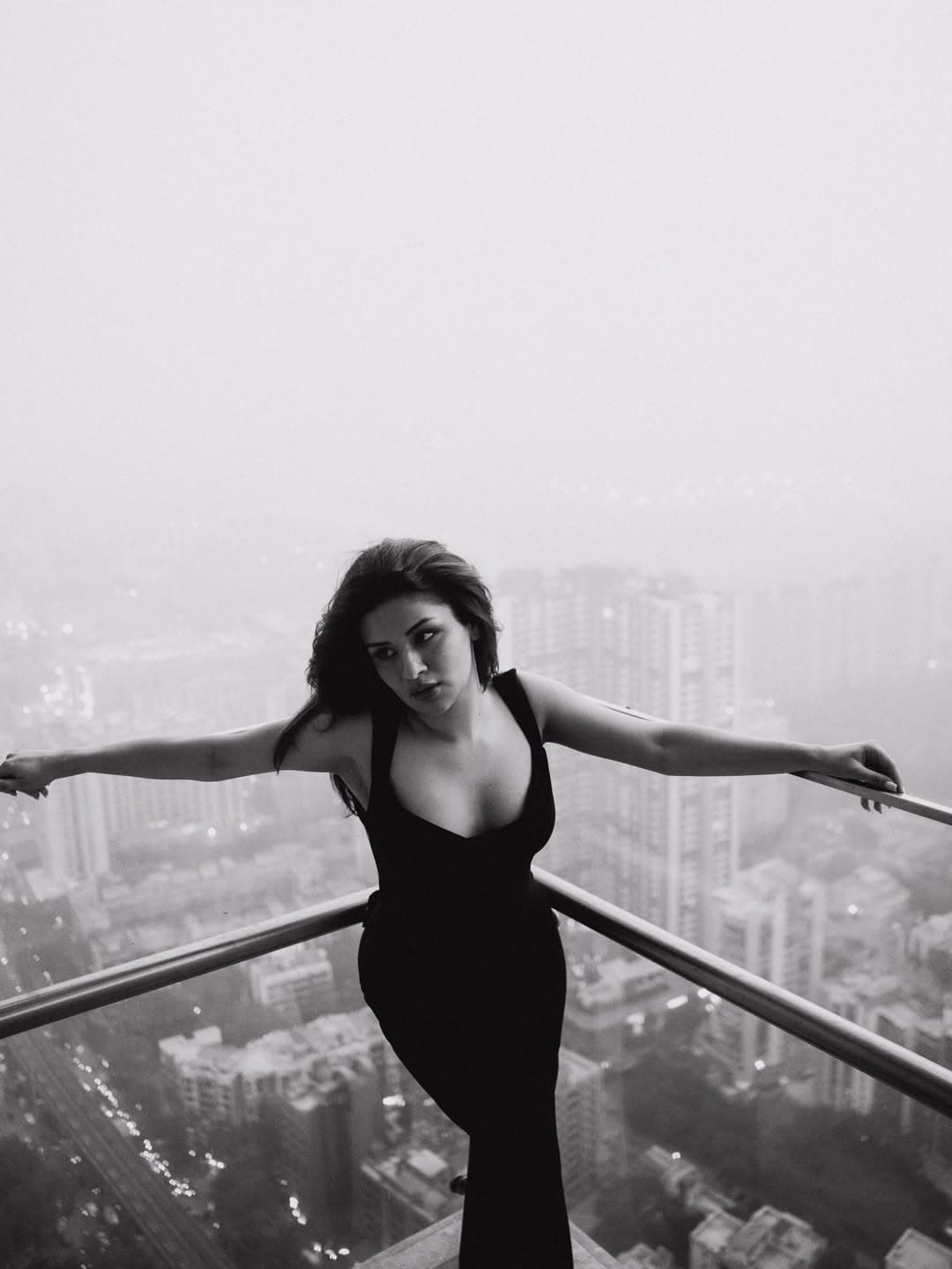 escorts in islamabad – luxury escort for five star and boutique hotels – photo 8 (image 38)